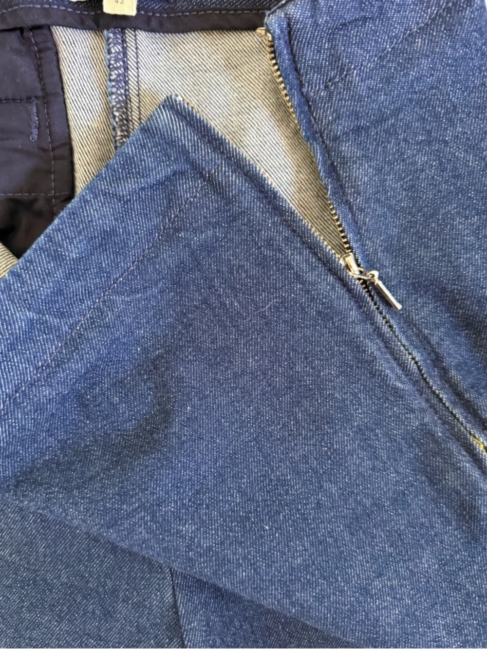 SEZANE Side Zip Stretch Denim Crop Jeans in Denim Blue